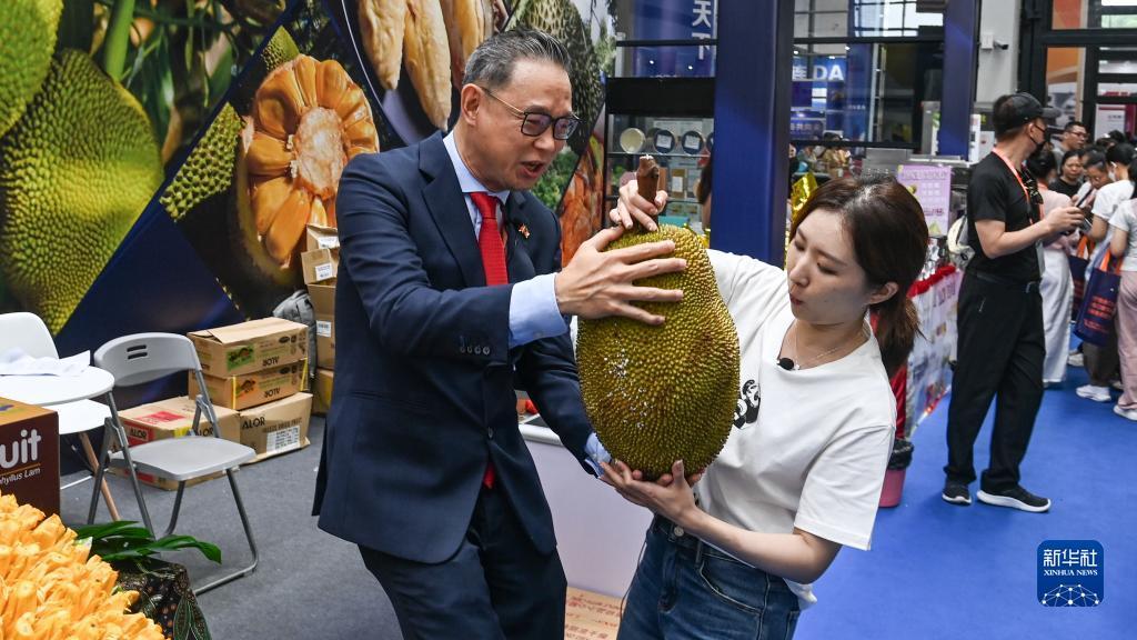 万炮捕鱼2游戏